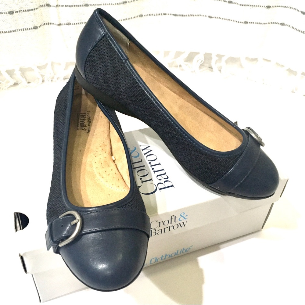 CROFT & BARROW with ORTHOLITE, brand new, navy blue, size 9